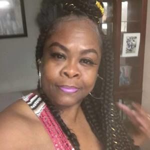 Meet your Posher, Monyette